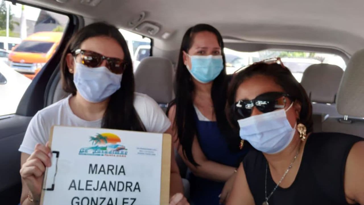 Privater Transfer vom Flughafen Punta Cana zum Riu Bambu Hotel — Guided tour and outdoor activity